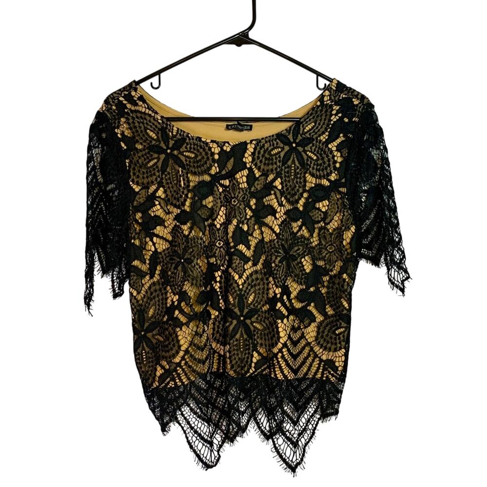 Express Goth Lacy Crop Top Size Medium 0937